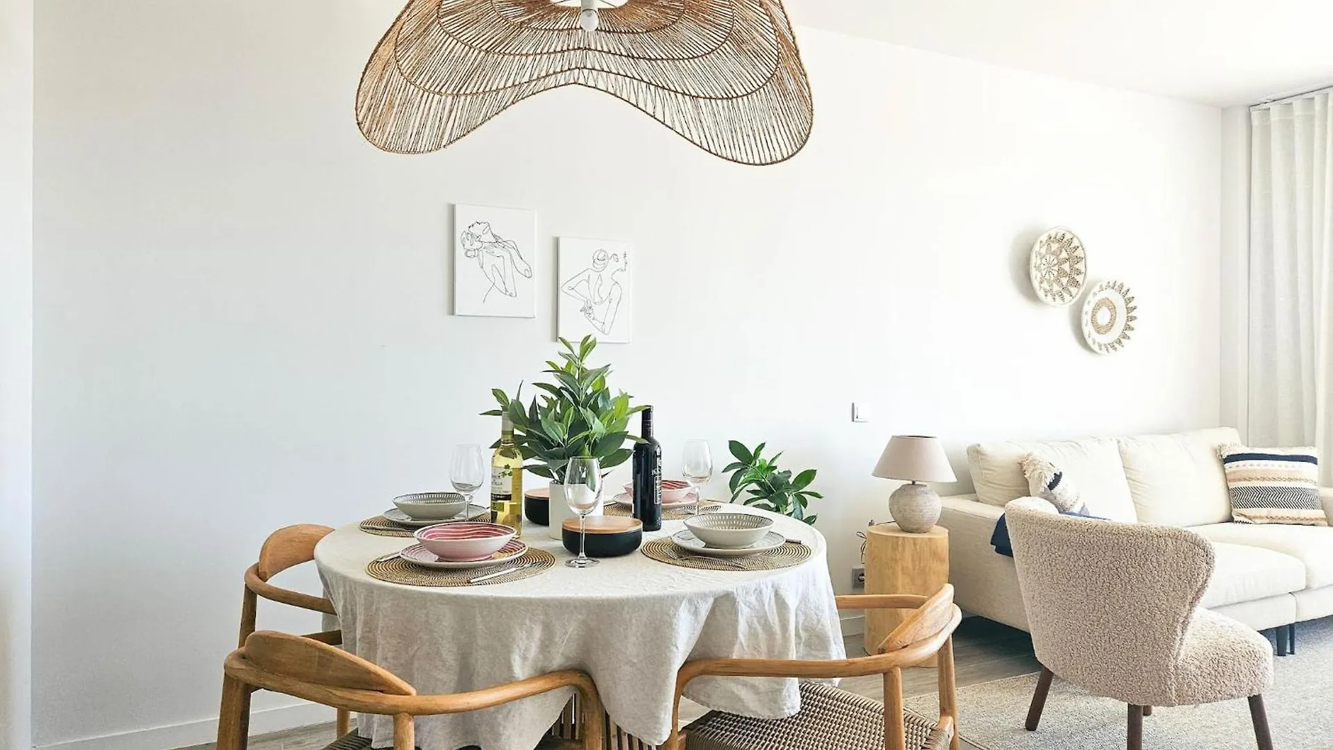 2 Bed Apartment In Le Mirage Iii, Cancelada Estepona Spain