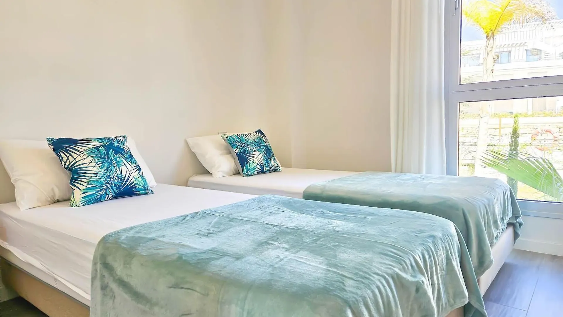 2 Bed Apartment In Le Mirage Iii, Cancelada Estepona 0*,  Spain