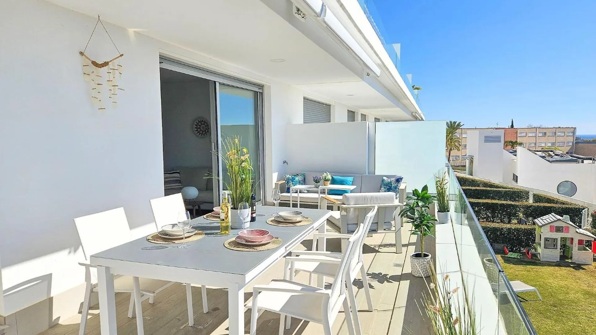 2 Bed Apartment In Le Mirage Iii, Cancelada Estepona