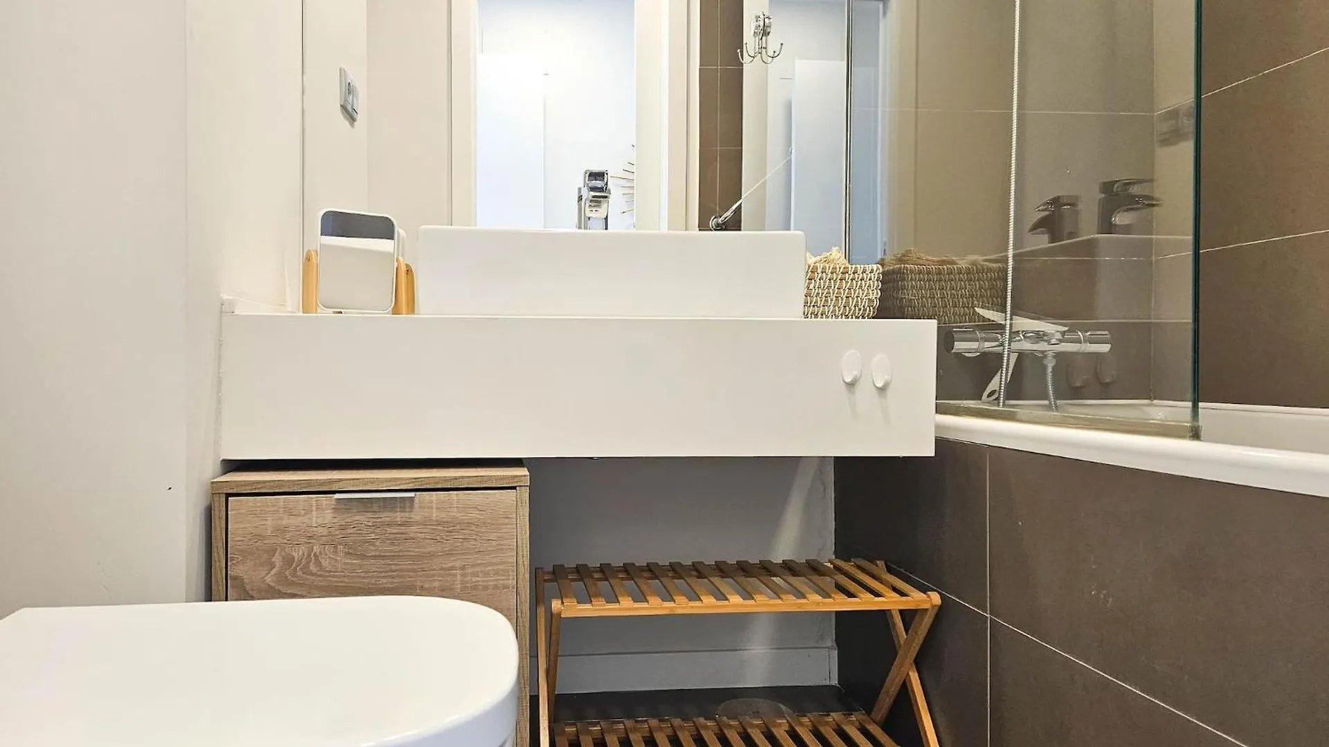 2 Bed Apartment In Le Mirage Iii, Cancelada Estepona